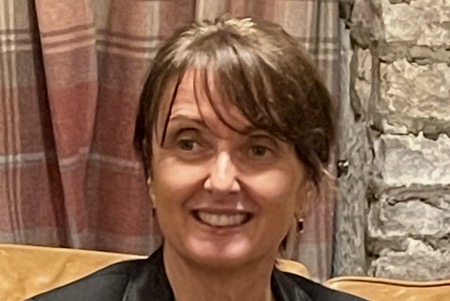 Senior Account Handler